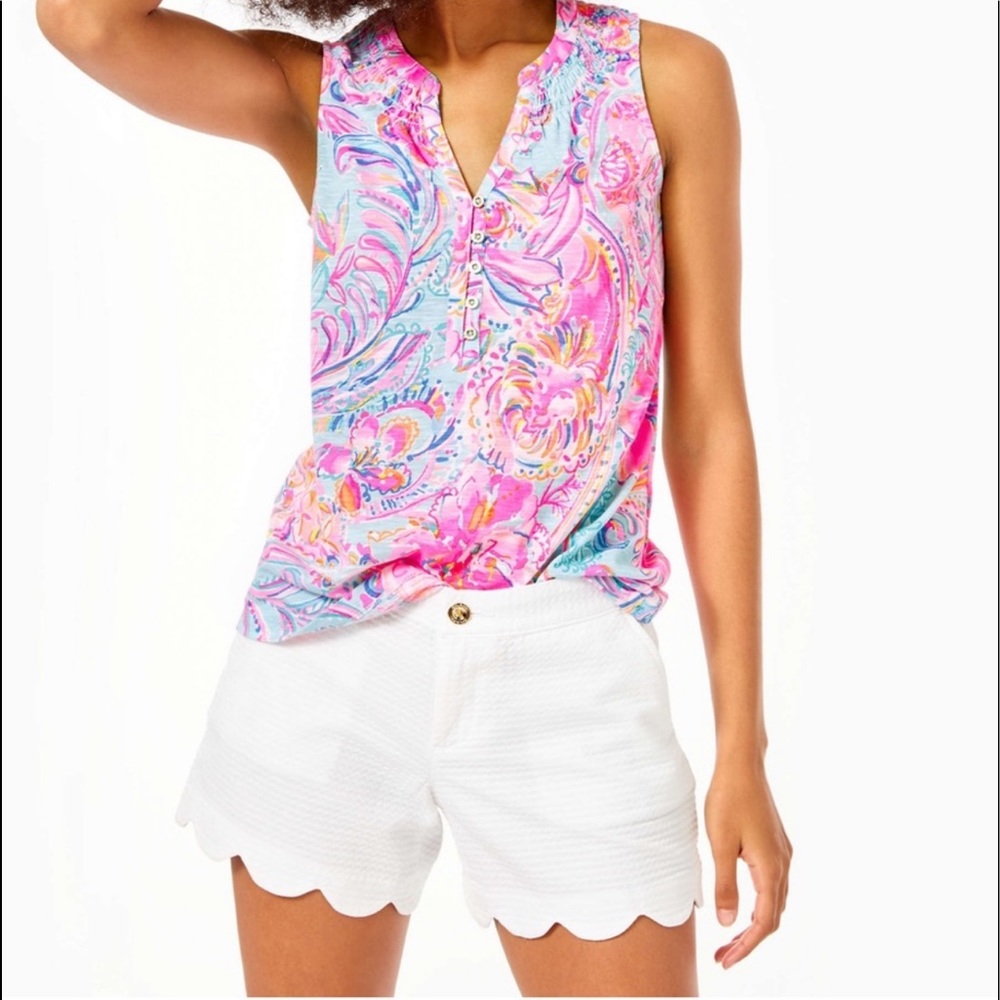 Lilly Pulitzer Buttercup Shorts size 12. These run a little small.